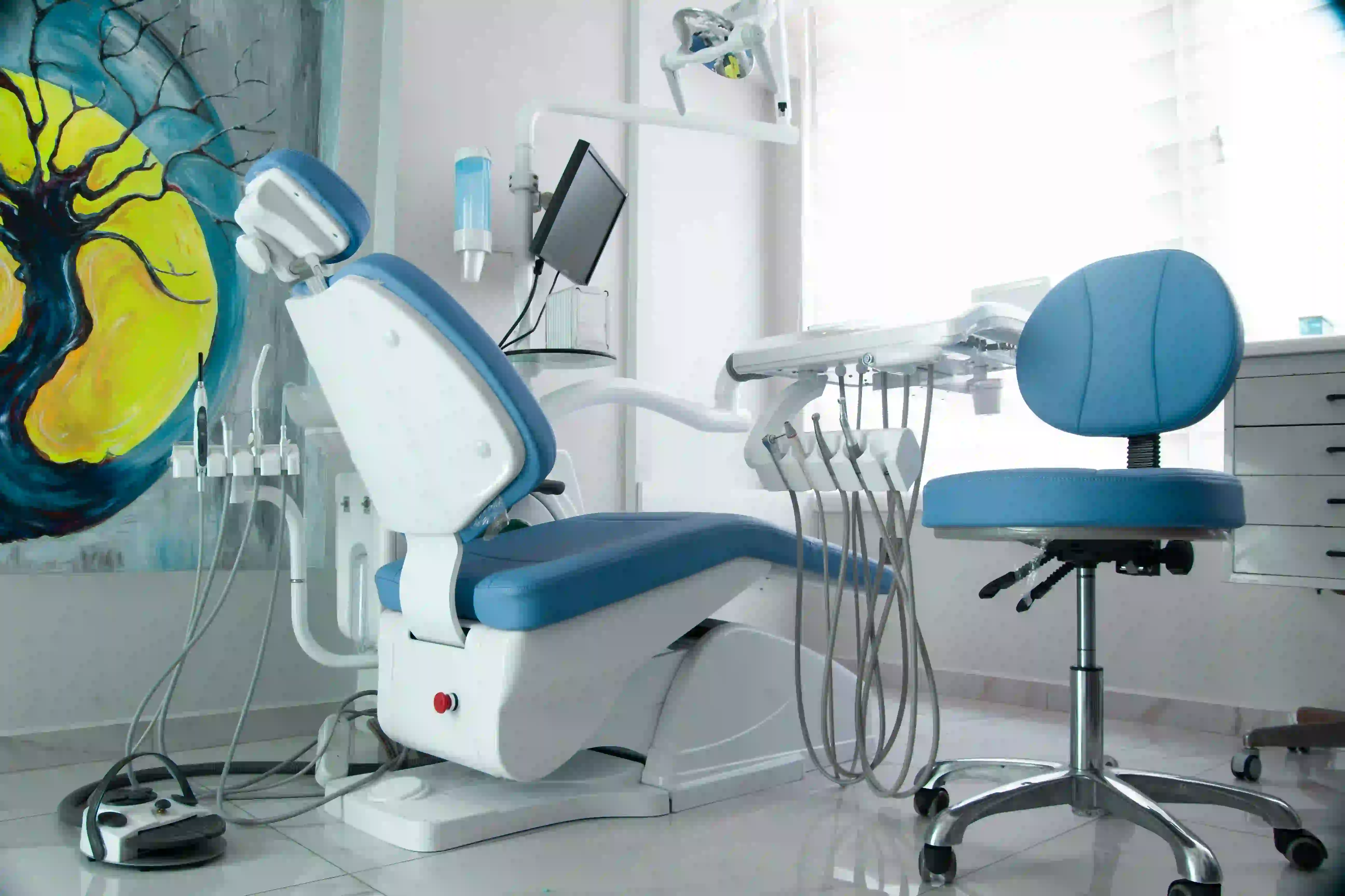 Dental & Medical Courier: Same-Day Delivery for Time-Sensitive Samples