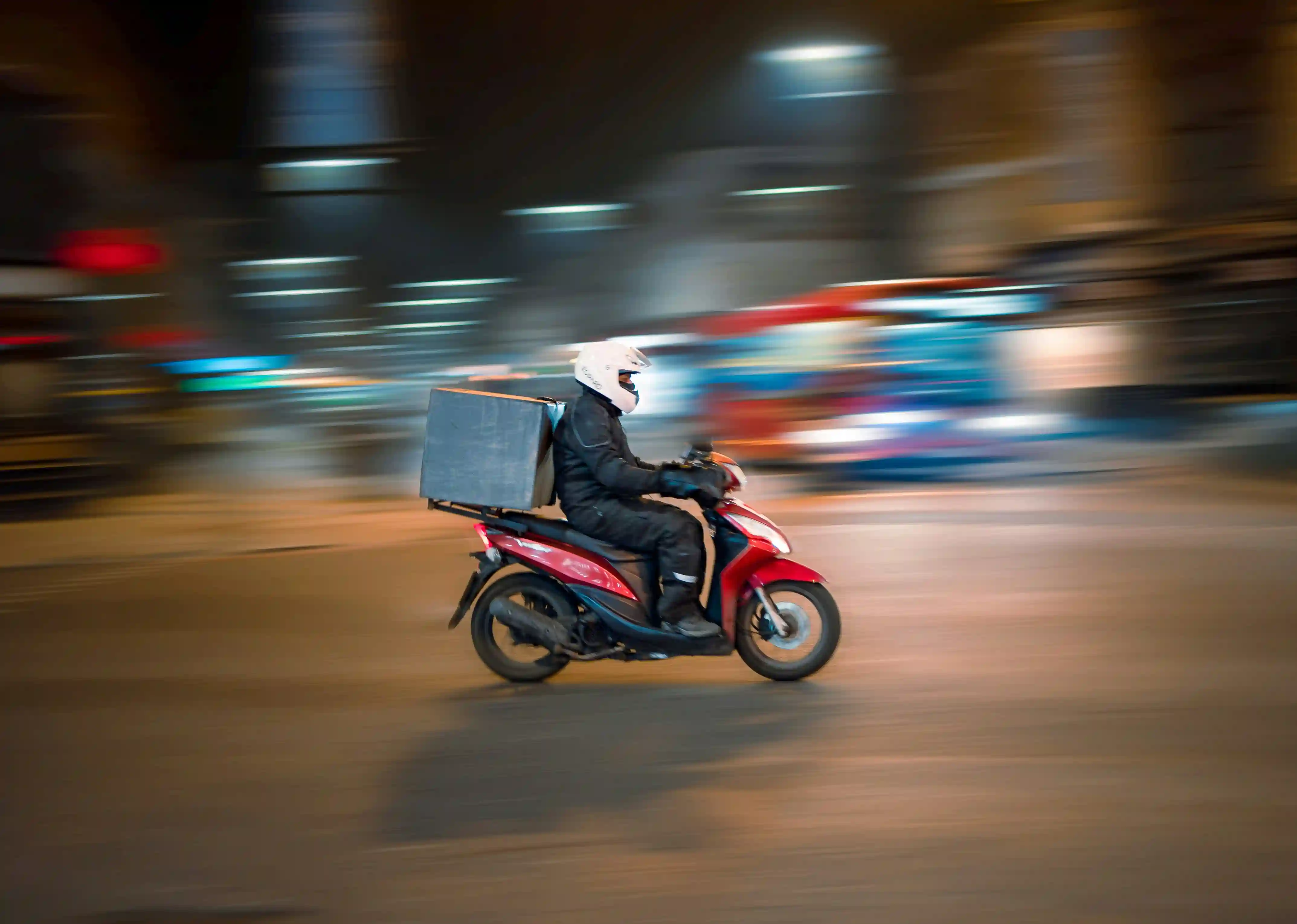 Emergency & Urgent Courier Services in the UK: When You Need It Now